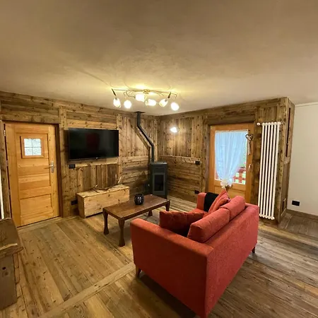 In - La Luge Шале *